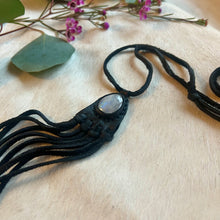Load image into Gallery viewer, moonstone horizon necklace