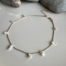 Load image into Gallery viewer, Eros Choker - Pearl