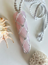 Load image into Gallery viewer, Rose Quartz Leather Talisman