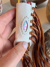 Load image into Gallery viewer, Abalone Fire Keeper (White/Tan)