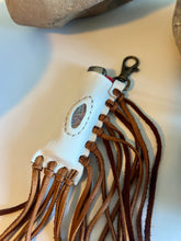 Load image into Gallery viewer, Abalone Fire Keeper (White/Tan)