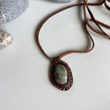 Load image into Gallery viewer, Kingman Turquoise Horizon Necklace - Brown