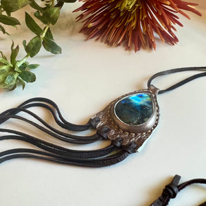 labradorite horizon necklace (metallic)