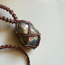 Load image into Gallery viewer, labradorite talisman