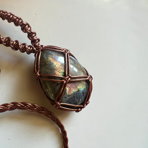 labradorite talisman