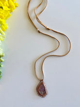 Load image into Gallery viewer, Abalone Horizon Necklace (Tan)