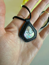 Load image into Gallery viewer, Abalone Horizon Necklace (Black)