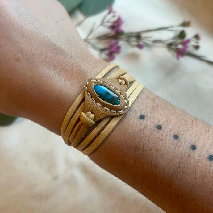 turquoise horizon bracelet (tan)