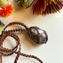 Load image into Gallery viewer, labradorite talisman