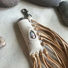 Load image into Gallery viewer, Abalone Fire Keeper - White/Tan