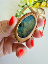 Load image into Gallery viewer, Labradorite Horizon Necklace