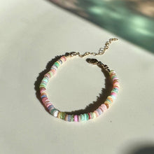 Load image into Gallery viewer, pearlescent shell bracelet