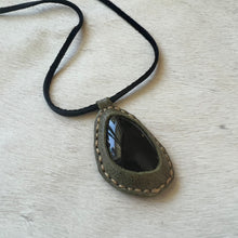 Load image into Gallery viewer, rainbow obsidian horizon necklace (olive/black)