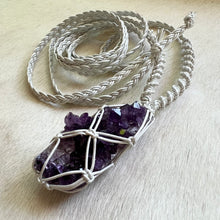 Load image into Gallery viewer, amethyst talisman (pearl)