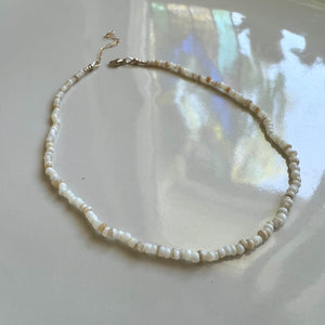 white shell choker