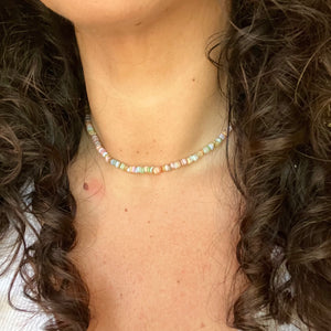 pearlescent shell choker