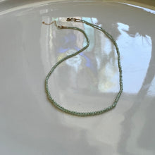 Load image into Gallery viewer, peridot gemstone necklace