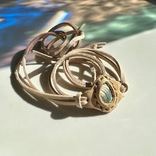 Load image into Gallery viewer, abalone horizon bracelet (tan)