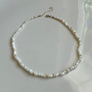 white shell choker