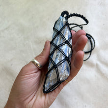 Load image into Gallery viewer, blue kyanite talisman