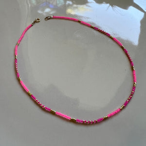ibiza necklace (pink)