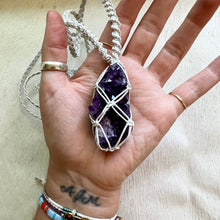 Load image into Gallery viewer, amethyst talisman (pearl)