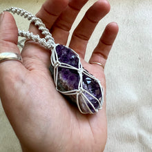 Load image into Gallery viewer, amethyst talisman (pearl)