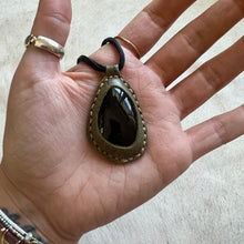 Load image into Gallery viewer, rainbow obsidian horizon necklace (olive/black)