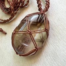 Load image into Gallery viewer, smokey quartz talisman