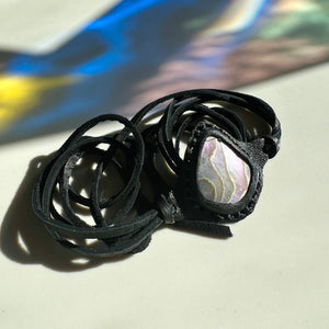 abalone horizon bracelet (black)