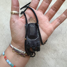 Load image into Gallery viewer, clear quartz traveler (navy/black)