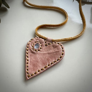 rainbow moonstone love necklace (mauve)