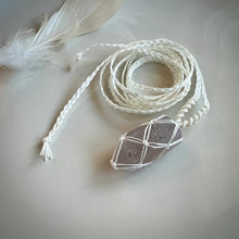 Load image into Gallery viewer, druzy agate talisman (white)