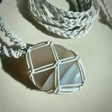 Load image into Gallery viewer, banded agate talisman (pearl)