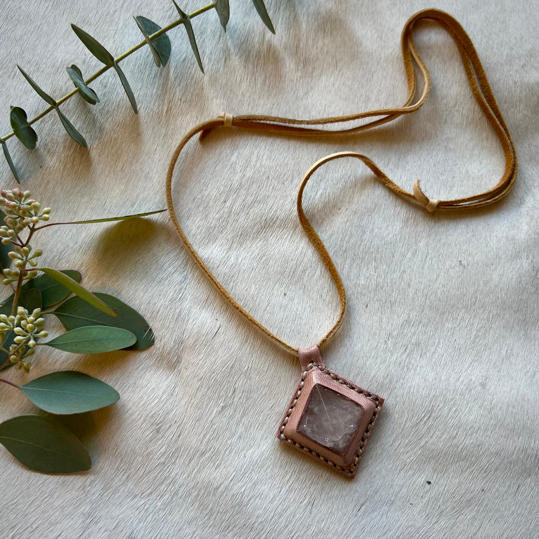 clear quartz pyramid horizon necklace