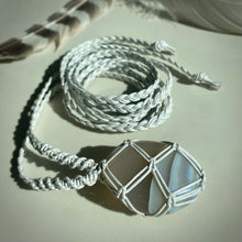 Load image into Gallery viewer, banded agate talisman (pearl)