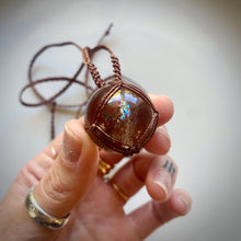 Load image into Gallery viewer, smokey quartz talisman (brown)