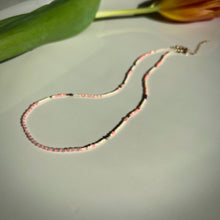 Load image into Gallery viewer, tulum necklace (rose quartz/garnet)