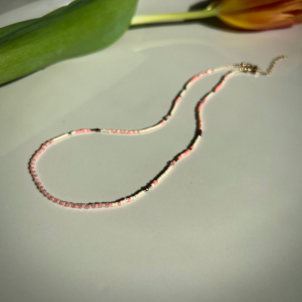 tulum necklace (rose quartz/garnet)