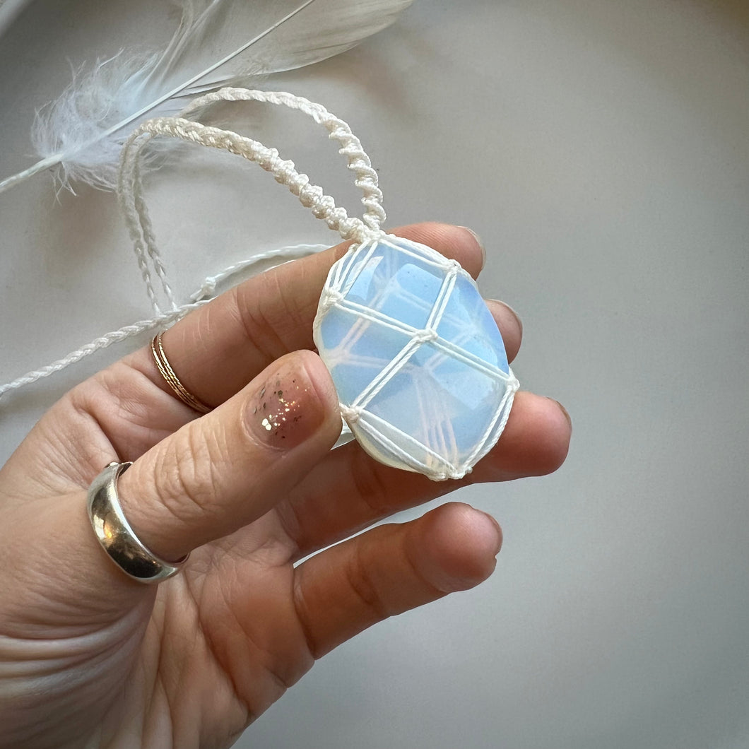 opalite talisman (white)