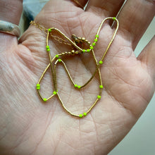Load image into Gallery viewer, liquid gold choker (lime)
