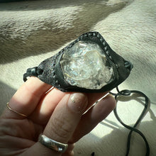 Load image into Gallery viewer, herkimer diamond horizon bracelet (black)