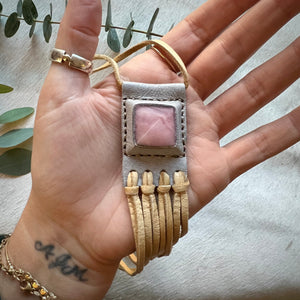 rose quartz horizon necklace