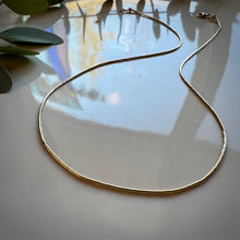 Load image into Gallery viewer, liquid gold necklace