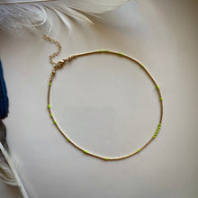 Load image into Gallery viewer, liquid gold choker (lime)
