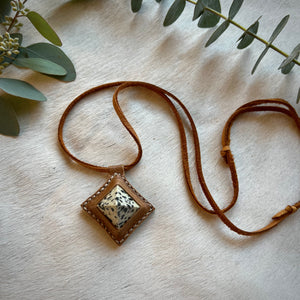 dalmation jasper pyramid horizon necklace