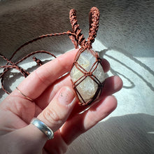 Load image into Gallery viewer, herkimer diamond talisman (brown)
