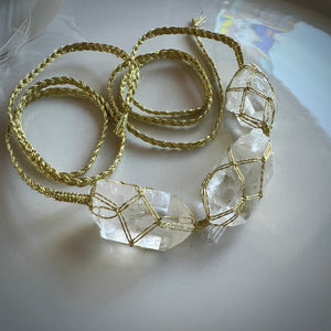 clear quartz dissent collar (gold)