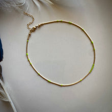 Load image into Gallery viewer, liquid gold choker (lime)