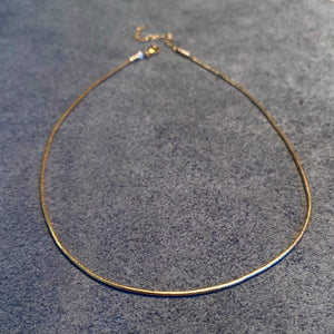 liquid gold choker